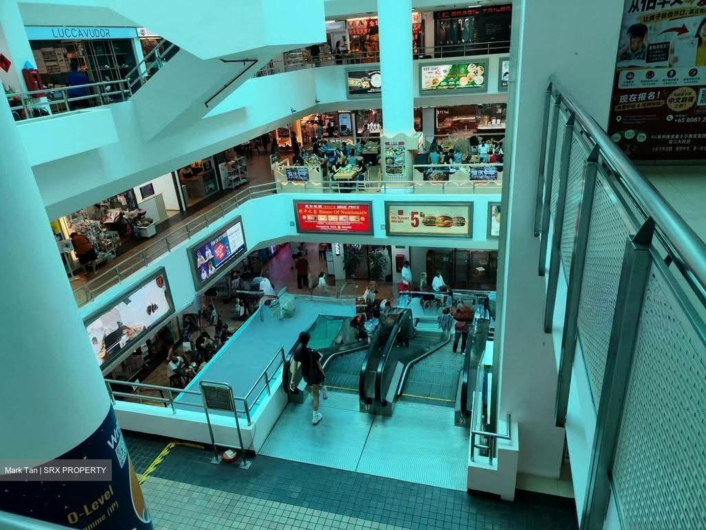 Beauty World Centre (D21), Shop House #631886031